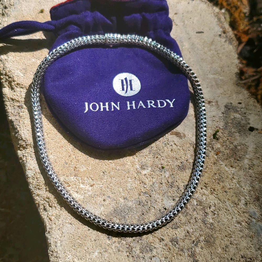John Hardy necklace chain 16"  6.5mm wide❤